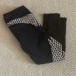 NWOT Capri Leggings.